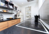 246m² bâtiment pour vente à Séville, dans le quartier de Saint Vincent photo