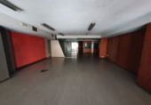 Local comercial en venta con 255m² en Gijón, en la zona de El Llano foto