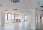 Oficina en alquiler con 581m² en Madrid, en la zona de Valverde foto