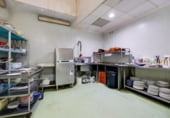 600m² restaurant pour vente à Torrevieja, Calle Heraclio photo