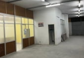 244m² locaux commerciaux pour vente à Pola de Siero, Calle Río Caudal photo