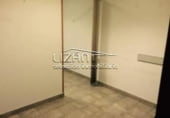 Local comercial
en venda
amb 275m² a Oviedo, Calle Jerónimo Ibrán foto