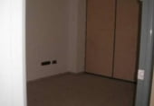 Local comercial en venta con 119m² en Oviedo, en la zona de Mercadín, Avenida de Torrelavega foto