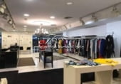Local comercial en venta con 395m² en Oviedo, en la zona de Llamaquique, Calle Matemático Pedrayes foto