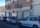 Local comercial en venta con 183m² en Monesterio, EX-103 foto