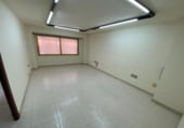 117m² bureau pour vente à Alcira, Avenida de los Santos Patronos photo