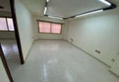 117m² bureau pour vente à Alcira, Avenida de los Santos Patronos photo