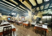 Hotel
en venda
amb 3200m² a Vilafranca del Penedès, Carrer Avet foto
