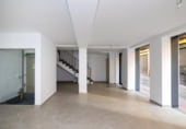 260m² bâtiment pour vente à Grenade, photo