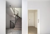 260m² bâtiment pour vente à Grenade, photo