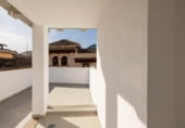 260m² bâtiment pour vente à Grenade, photo
