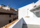 260m² bâtiment pour vente à Grenade, photo