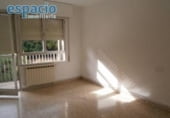 Edifici
en venda
amb 333m² a Toral de los Vados, Calle Ferradal foto