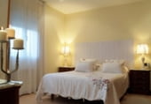 1376m² hotel for sale in Oliva, Avenida de Ernesto Paulino photo