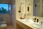 1376m² hotel for sale in Oliva, Avenida de Ernesto Paulino photo