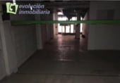 242m² commercial premises for sale in Miranda de Ebro, Calle Arenal photo