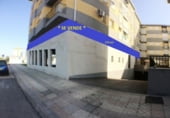 Local comercial
en venda
amb 280m² a Càceres, a la zona de Maltravieso, Calle Cueva de Altamira foto