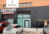 132m² commercial premises for sale in Villarreal, Calle de Bélgica photo