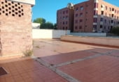 Local comercial en venta con 900m² en Ciudad Real, Calle Cruz del Sur foto