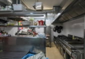 86m² commercial premises for rent in Denia, in the area of Raval de Sant Francesc, Calle Castaños photo