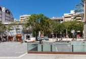 325m² commercial premises for rent in Denia, Calle Calderón photo