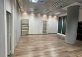 129m² locaux commerciaux pour location à Valladolid, dans le quartier de Campo Grande, paseo zorrilla photo