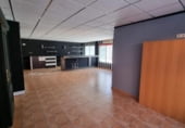 115m² commercial premises for sale in Bigastro, Calle Gabriel Miró photo
