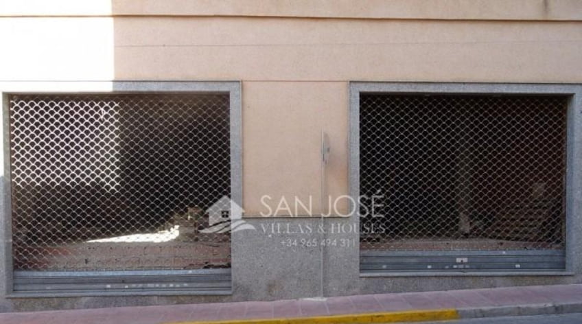 Local comercial