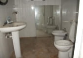 Local comercial en venta con 900m² en Novelda, Calle Maestro Ramis foto