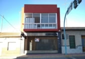 Local comercial en venta con 160m² en Novelda, Avenida de los Reyes Católicos foto