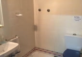 143m² commercial premises for sale in Novelda, Calle Gabriel Miró photo