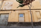 Local comercial en venta con 495m² en Novelda, Calle Mosén Esteban foto