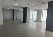 Local comercial en venta con 184m² en Novelda, Calle Maestro Serrano foto