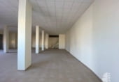 272m² commercial premises for sale in Novelda, Calle Libertad photo