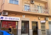 Local comercial en venta con 100m² en Novelda, Calle José Luis Gómez Navarro foto
