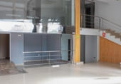Local comercial en venta con 143m² en Denia, en la zona de Barri París-Pedrera / Camp Roig, Plaza de Jaime I foto