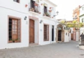 185m² restaurant for sale in Denia, Calle Marinas y Valencia photo