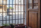 185m² restaurant for sale in Denia, Calle Marinas y Valencia photo