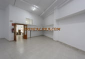 250m² commercial premises for sale in Denia, Plaza de Valgamedios photo