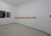 250m² commercial premises for sale in Denia, Plaza de Valgamedios photo