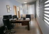 170m² offices for sale in Elda, Calle Maestro Ramón Gorge photo