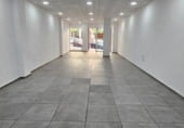 Local comercial en venta con 90m² en Benidorm, Avenida Callosa de Ensarriá foto