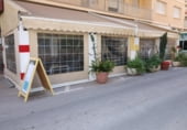 400m² restaurant pour vente à Torrevieja, photo