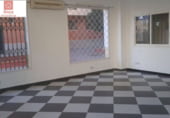Local comercial en venta con 90m² en Montijo, Calle Huertecilla foto