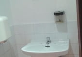 Local comercial en venta con 90m² en Montijo, Calle Huertecilla foto