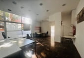 Local comercial en venta con 158m² en Tarrasa, Carrer de les Carbonelles foto