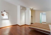 2000m² commercial premises for sale in Barcelona, in the area of Gothic Quarter, Carrer de Santa Anna photo