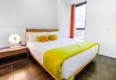1069m² commercial premises for sale in Barcelona, in the area of Sants, Carrer del Guadiana photo