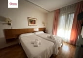 Edificio en venta con 1487m² en Salas de los Infantes, Calle San Juan foto