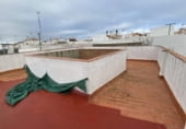 600m² commercial premises for sale in Lepe, Calle Monjas photo